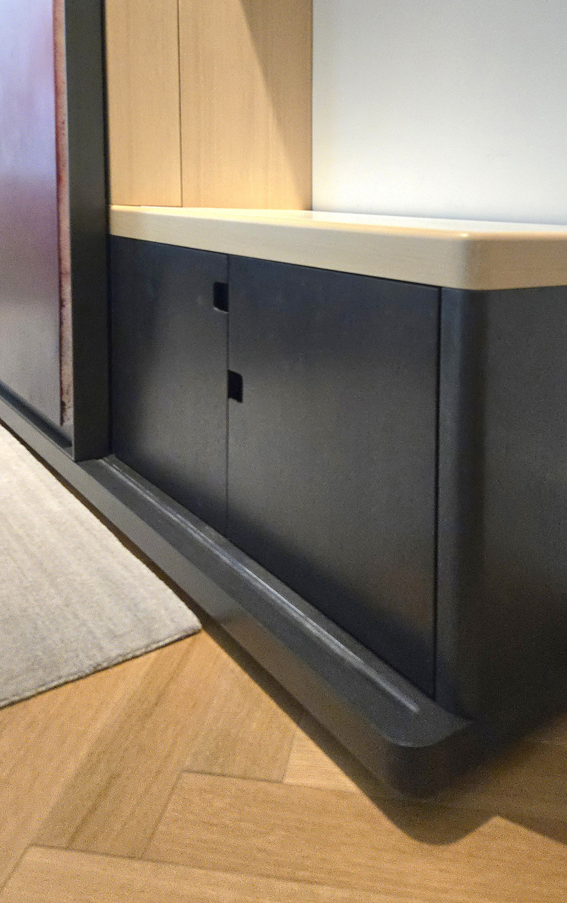 ContemporaryCityMedia_LivingRoom _07_1800v