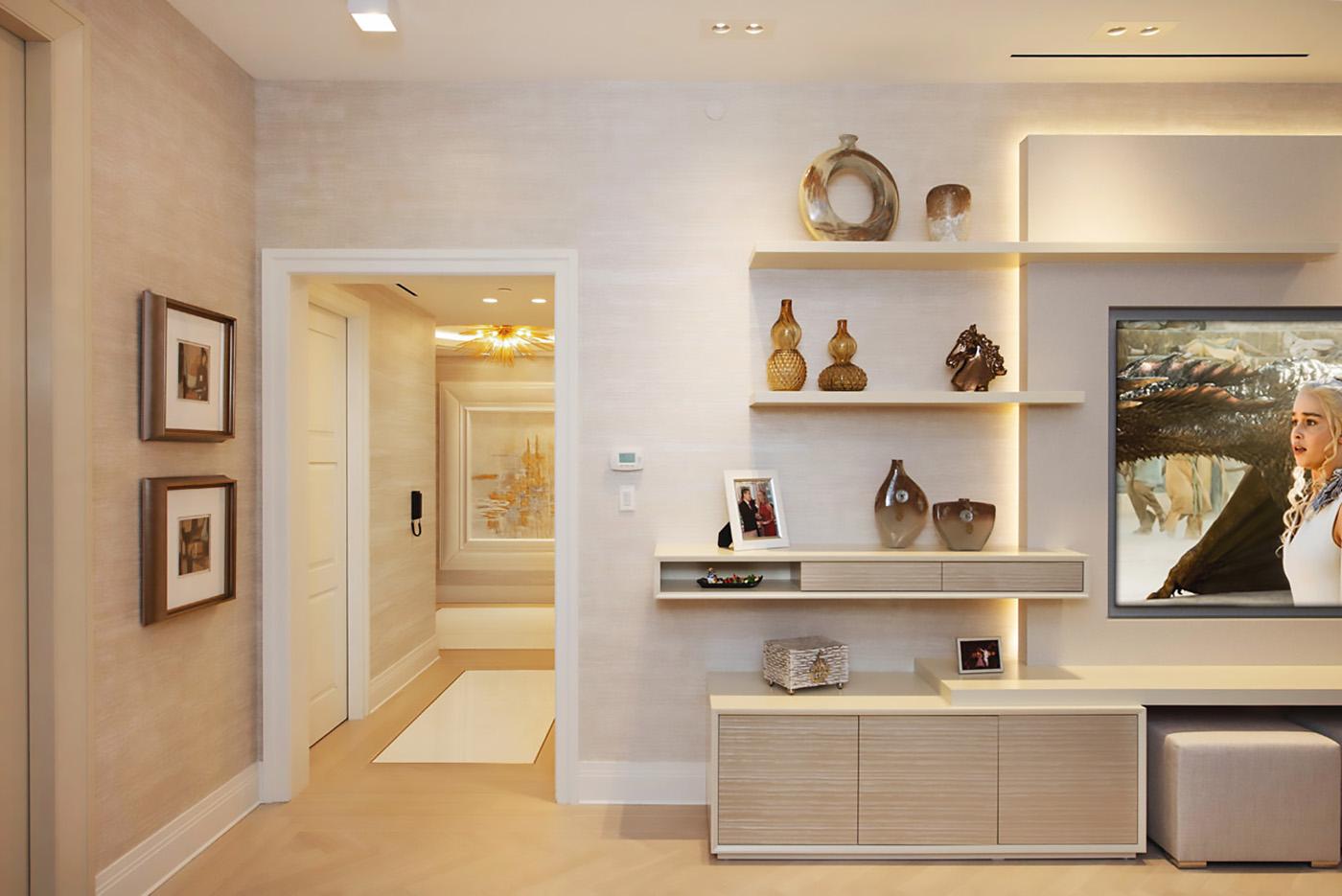 ModernStatureEntertainmentUnit_03_1400